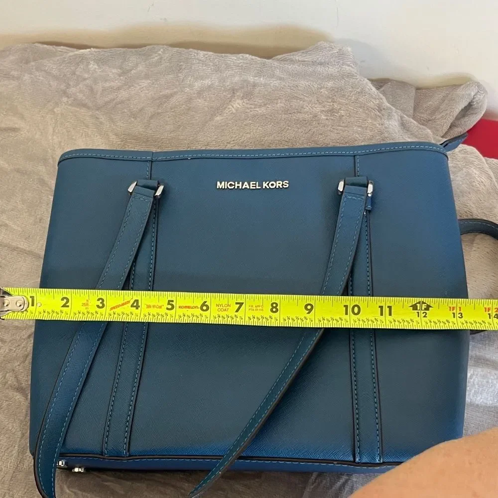 NWOT Michael Kors Blue Tote Bag Purse - Picture 10 of 11